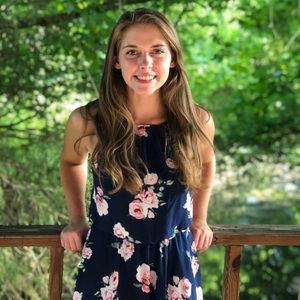 Meet your Posher, Carrie